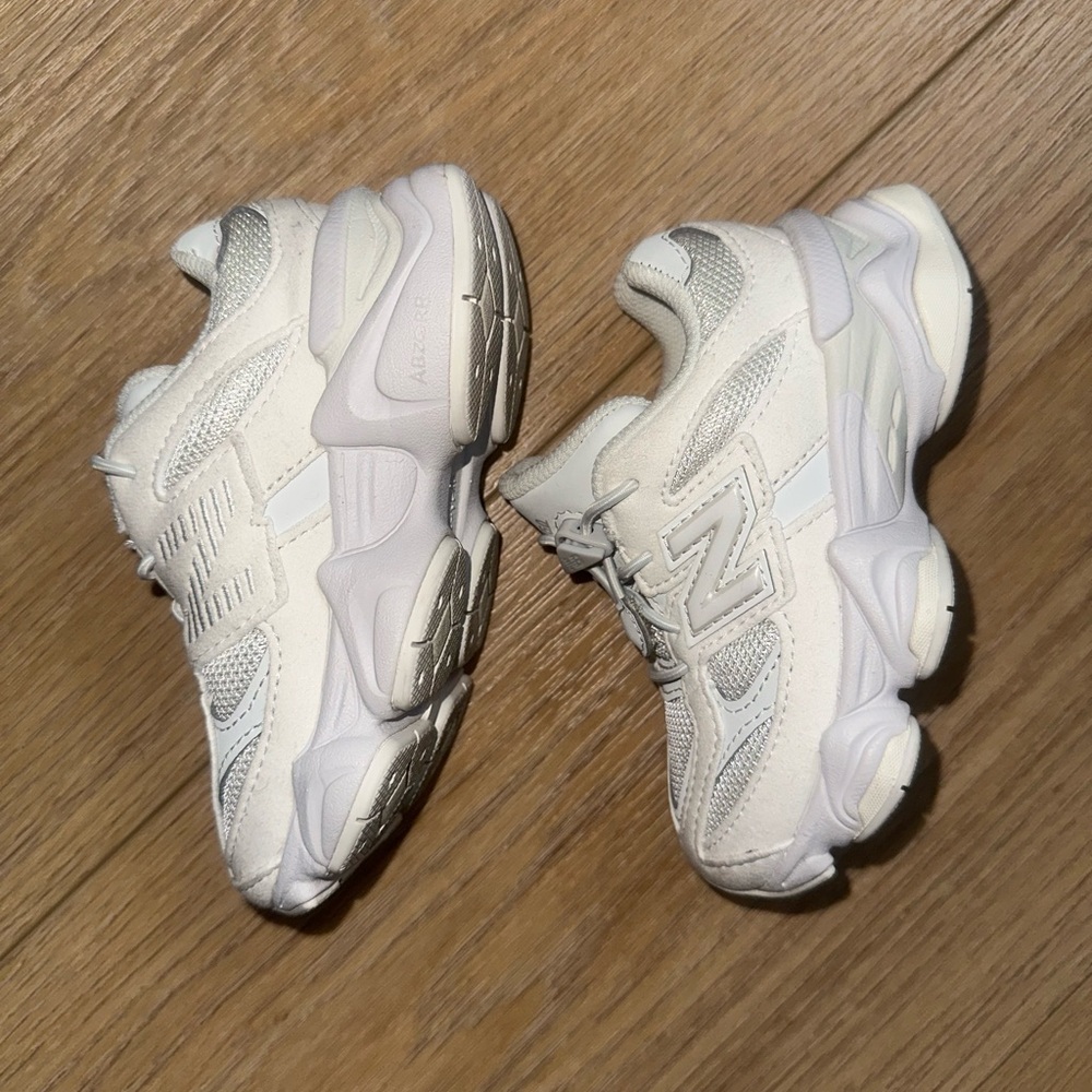 Kids New Balance 9060